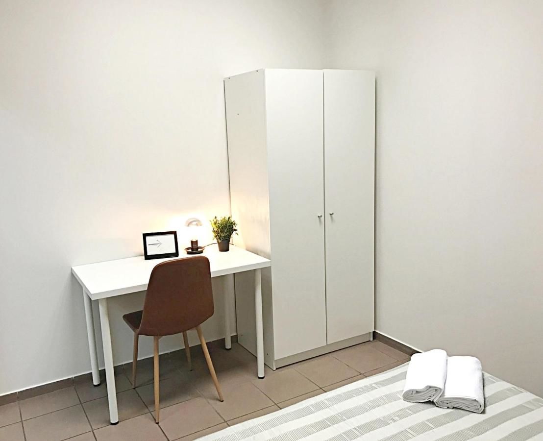 Апартаменты 3 Bedroom Apartment in City Centre Каунас-23