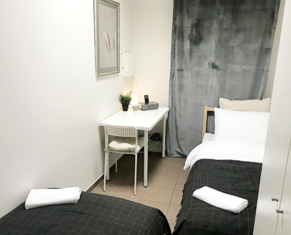 Апартаменты 3 Bedroom Apartment in City Centre Каунас-24