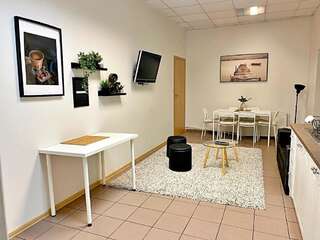 Апартаменты 3 Bedroom Apartment in City Centre Каунас Апартаменты с 3 спальнями-70