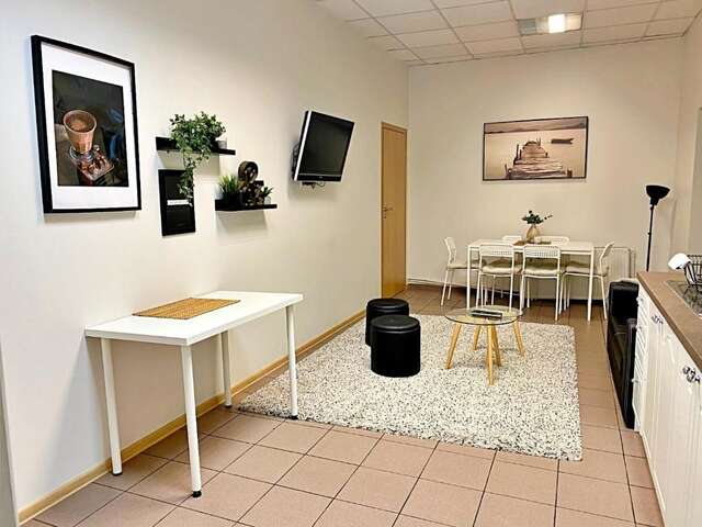 Апартаменты 3 Bedroom Apartment in City Centre Каунас-72